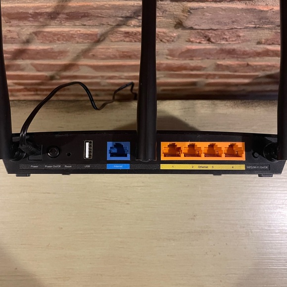 TP-Link AC1750 OneMesh Wi-Fi Repeater/Router, Dual Band, Gigabit Ports Archer A7 - Picture 4 of 7